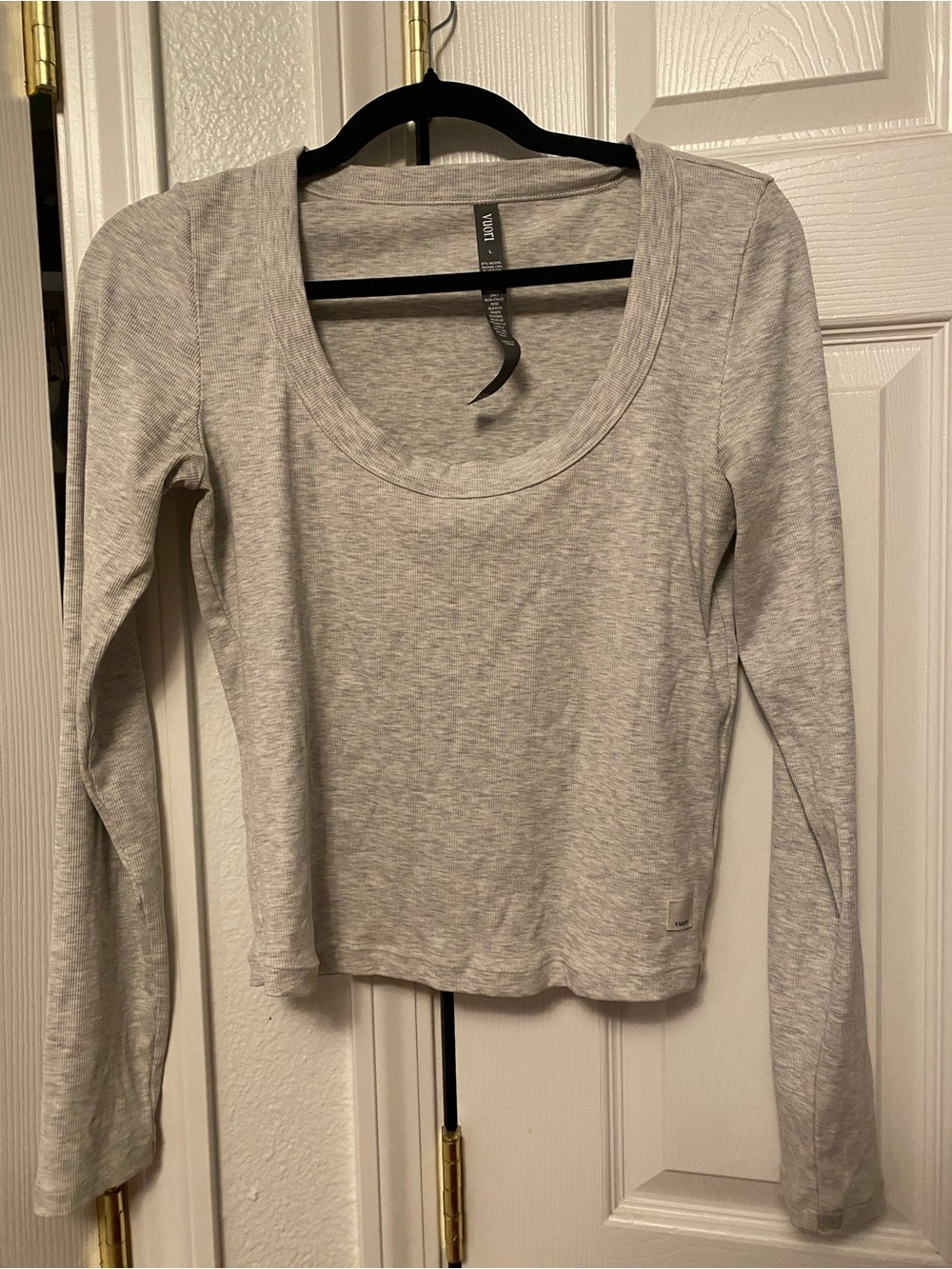 Vuori Light Gray Scoop Neck Long Sleeve Tee
